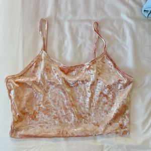 Cropped velvet baby pink tank top
